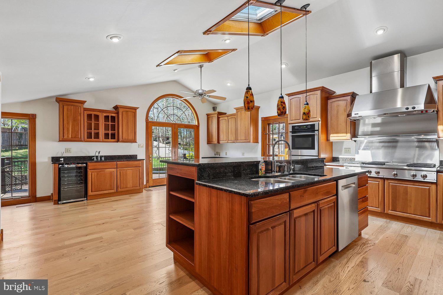 HILLSMERE ESTATES - Residential