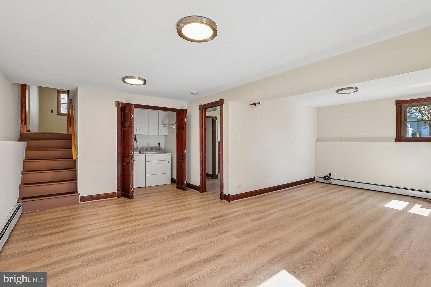 HILLSMERE ESTATES - Residential