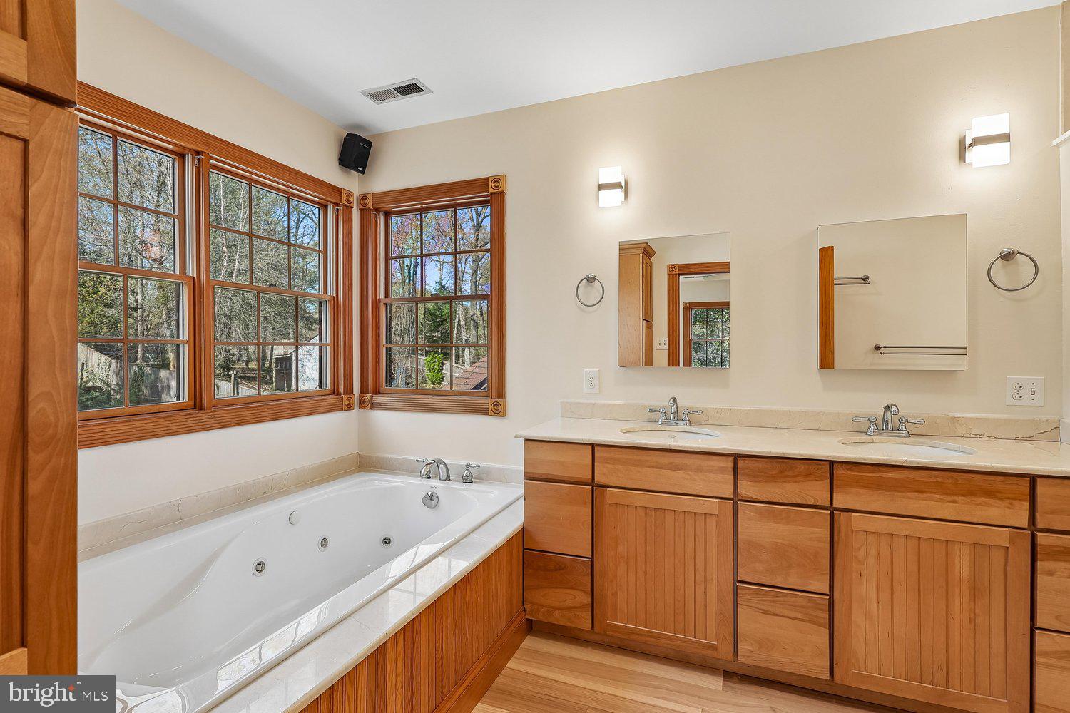 HILLSMERE ESTATES - Residential