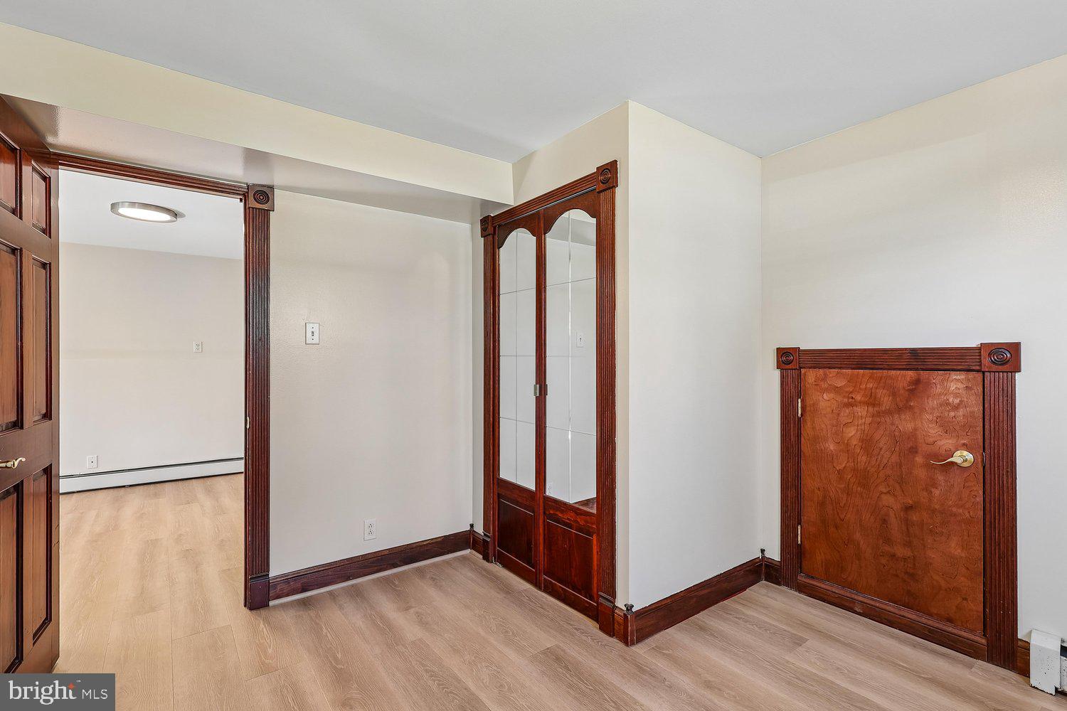 HILLSMERE ESTATES - Residential