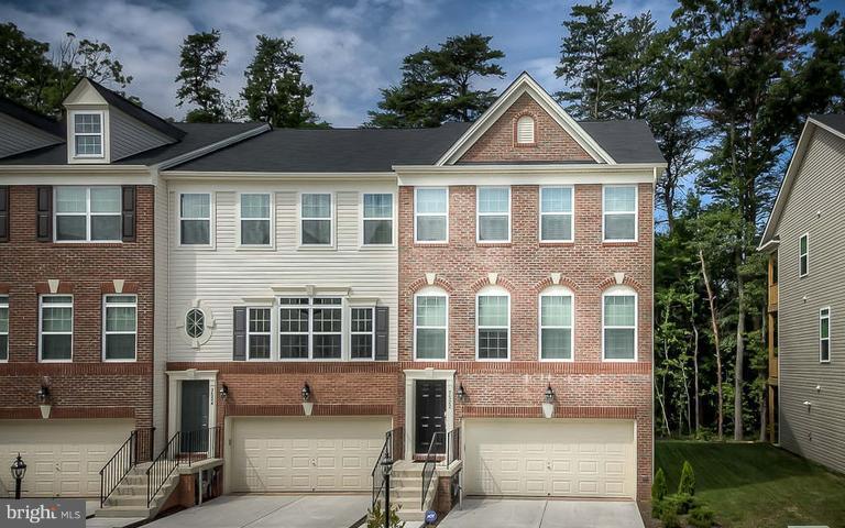 STONEHOUSE RUN - Residential Lease