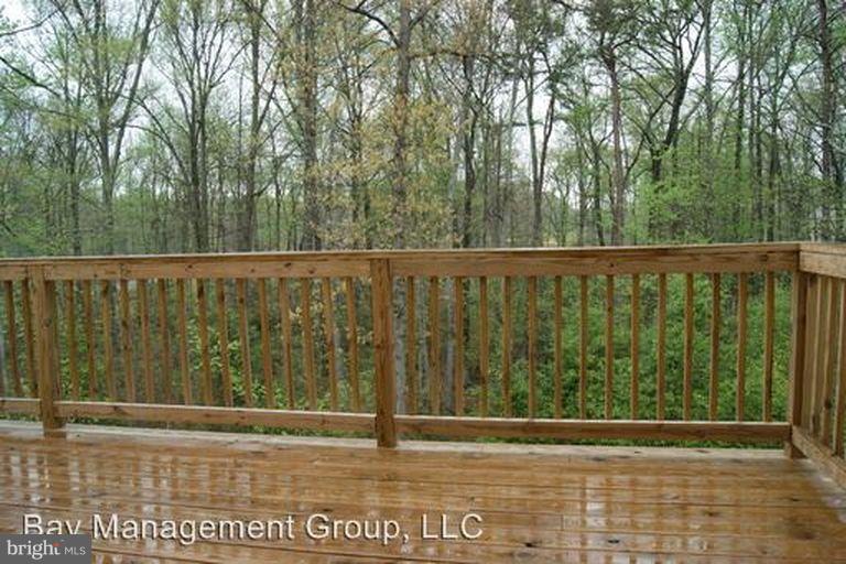 STONEHOUSE RUN - Residential Lease