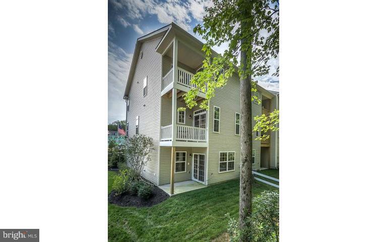 STONEHOUSE RUN - Residential Lease