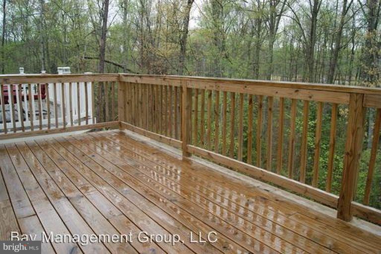 STONEHOUSE RUN - Residential Lease