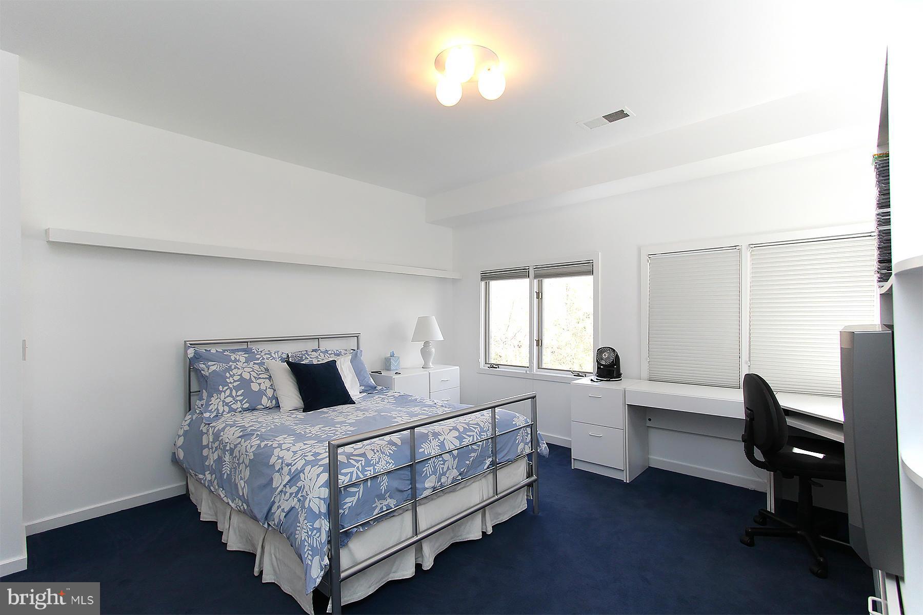 BRADLEY PARK - Residential