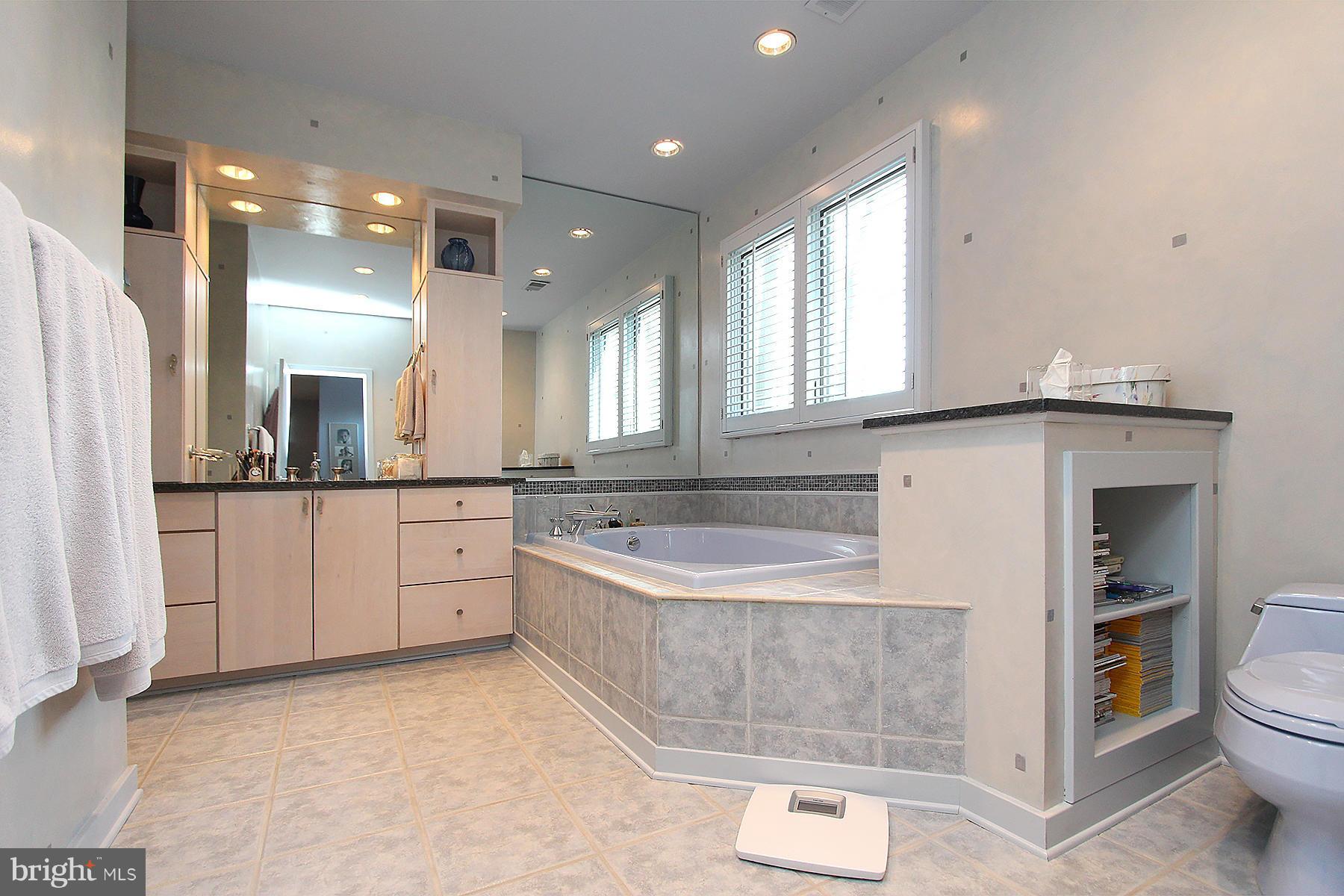 BRADLEY PARK - Residential