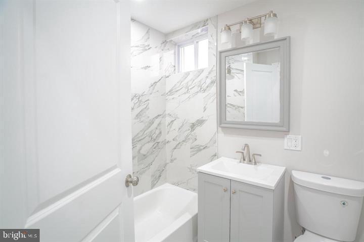 WEST PASSYUNK - Residential Lease