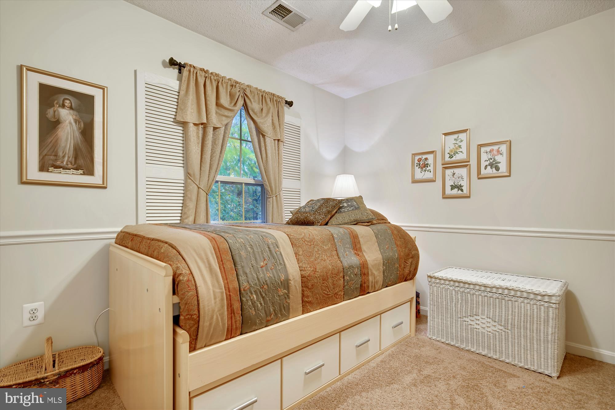 JAMESTOWNE - Residential