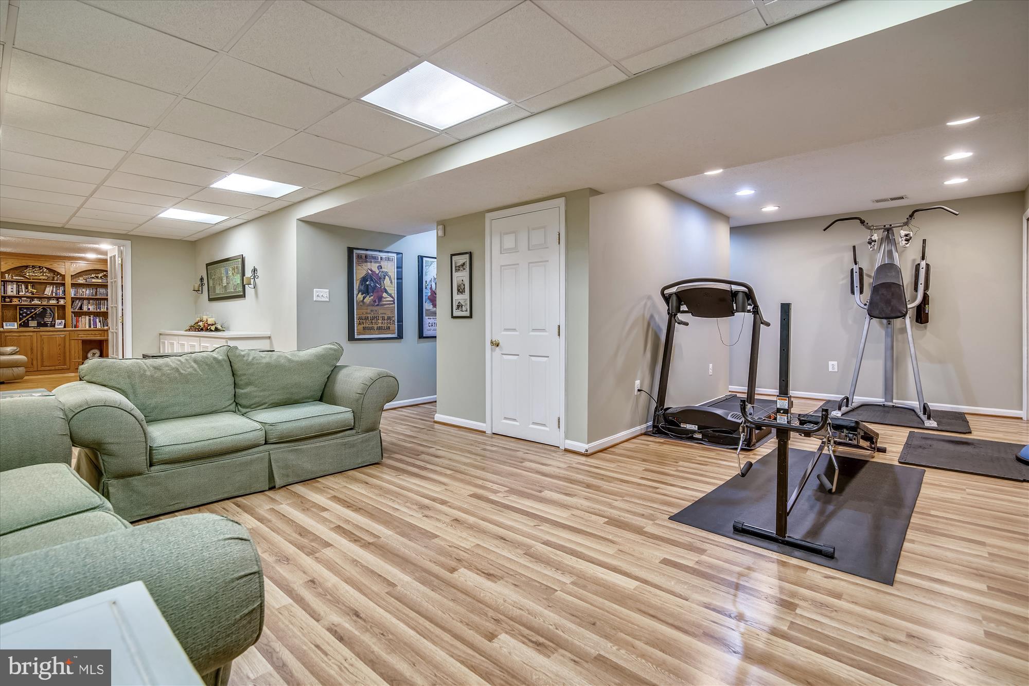 JAMESTOWNE - Residential