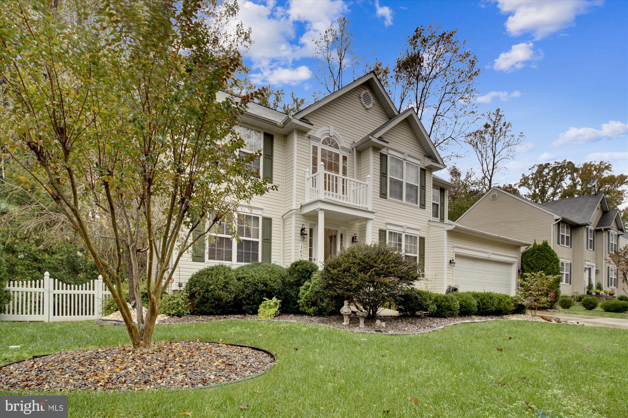 JAMESTOWNE - Residential