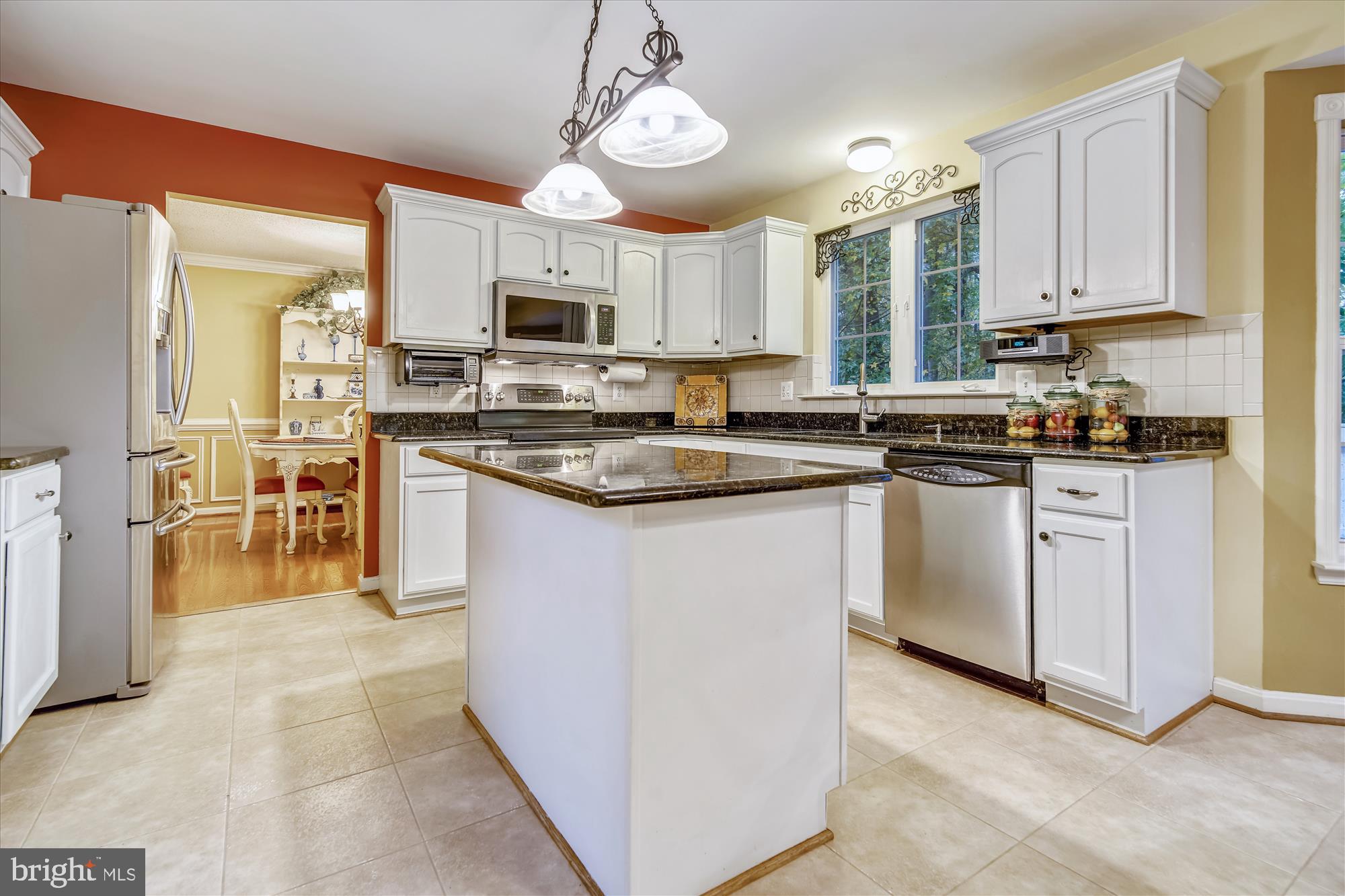 JAMESTOWNE - Residential