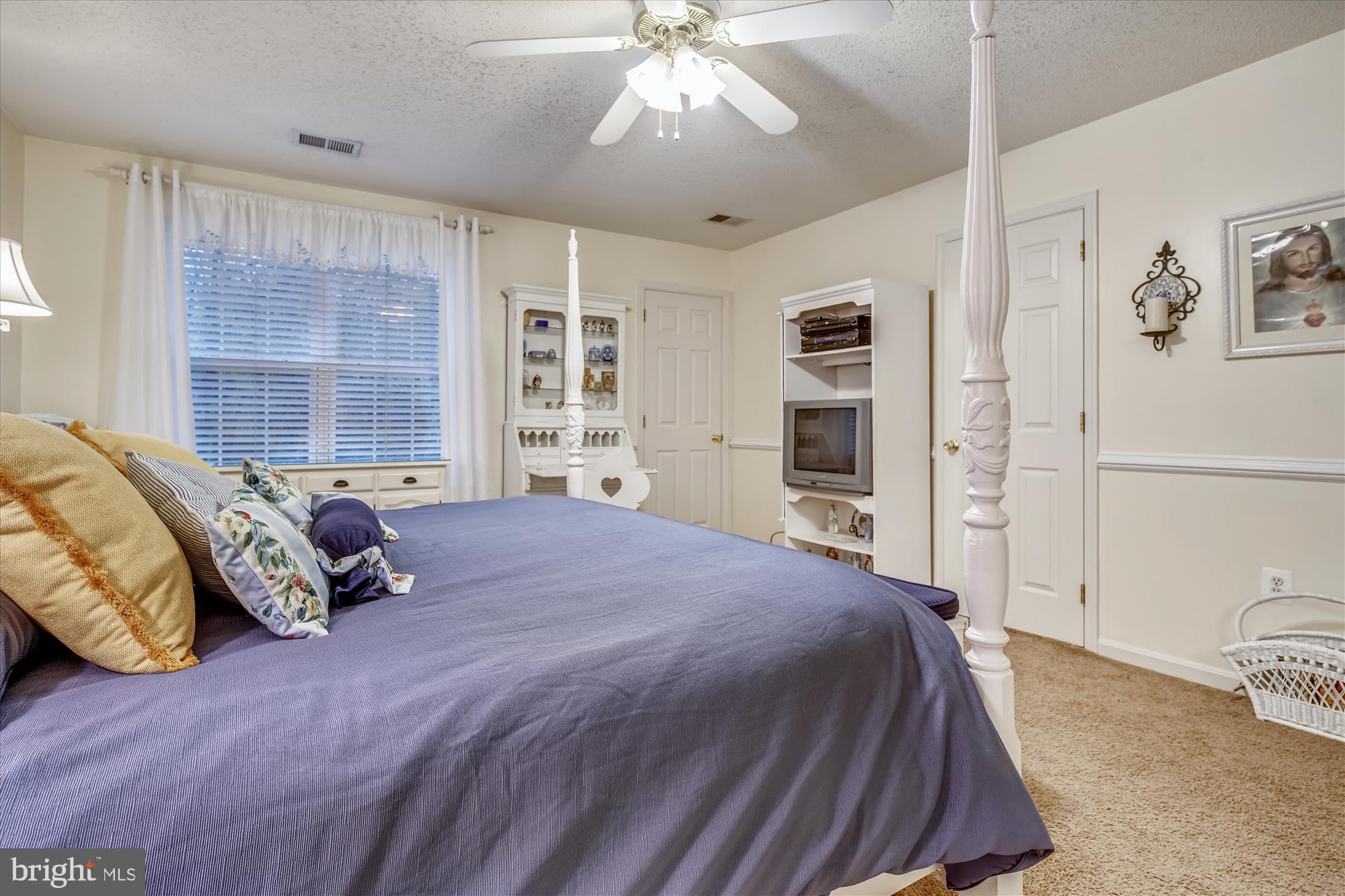 JAMESTOWNE - Residential