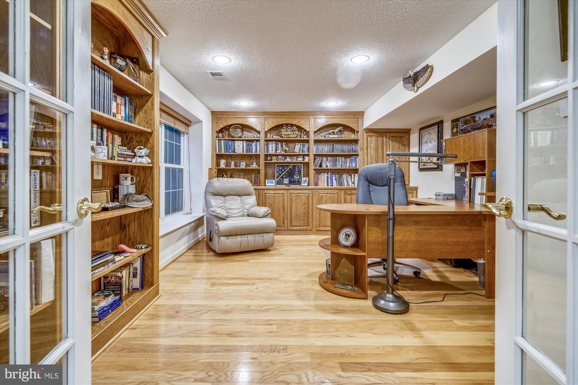 JAMESTOWNE - Residential