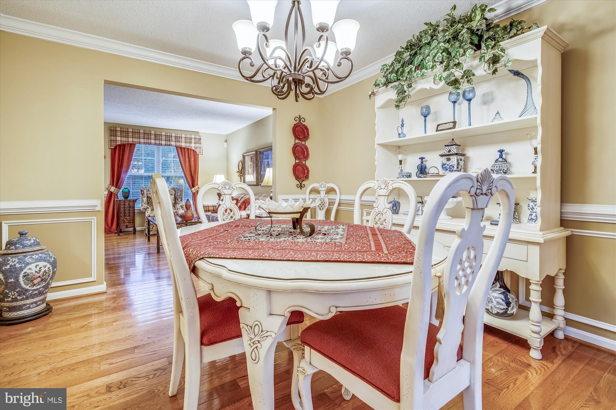 JAMESTOWNE - Residential