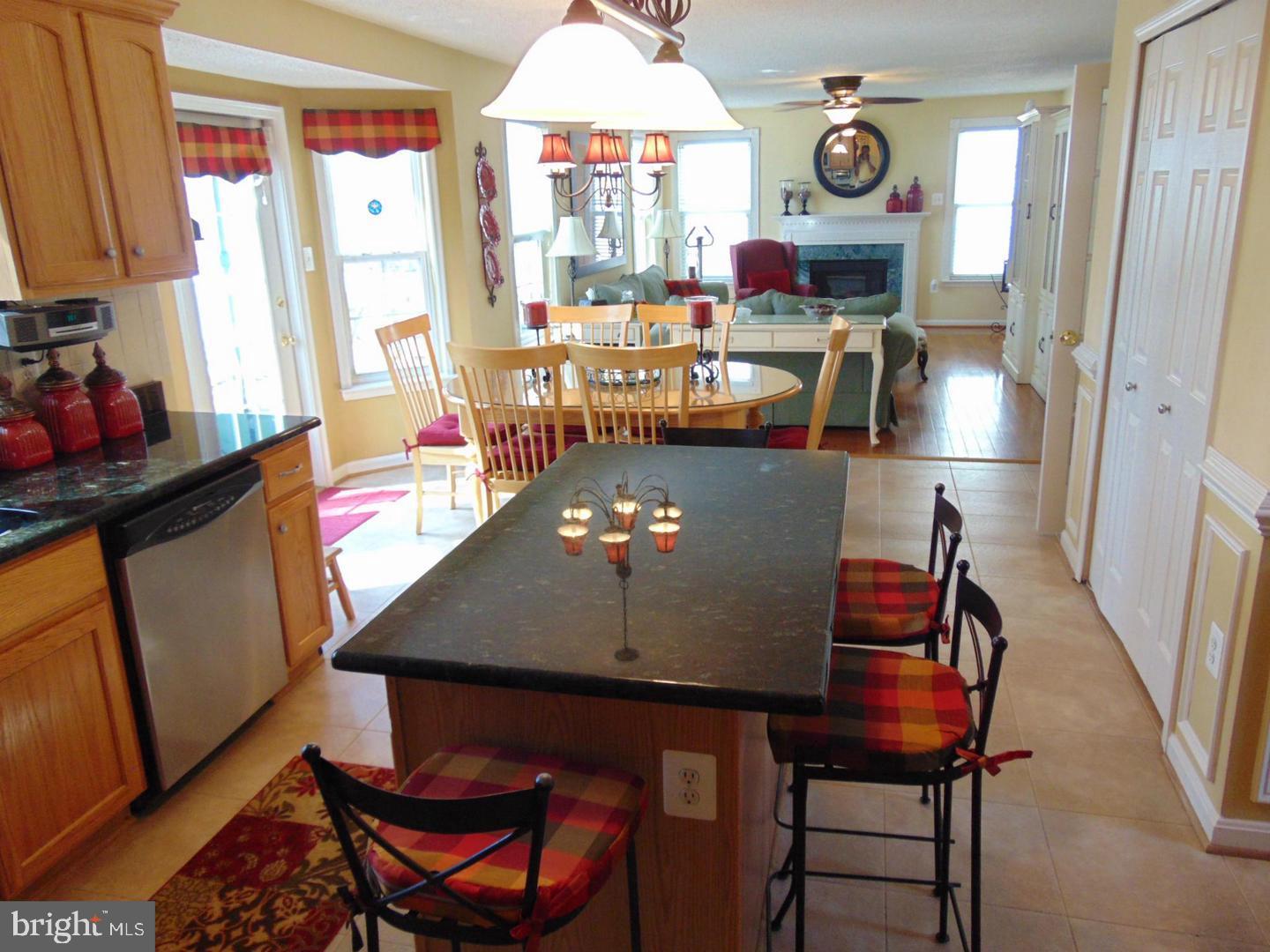 JAMESTOWNE - Residential