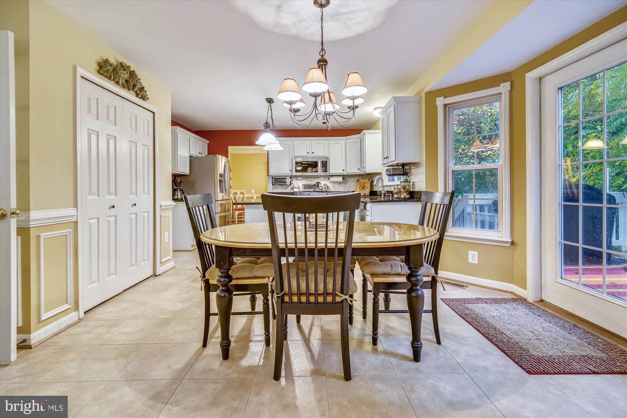 JAMESTOWNE - Residential