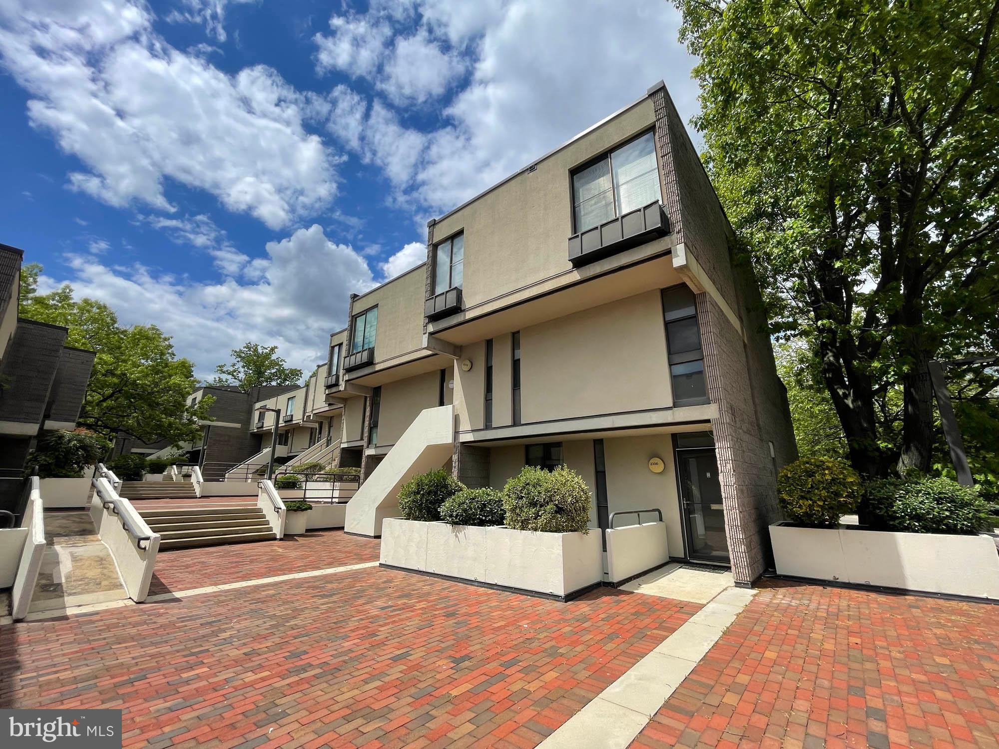 COLD SPRING NEWTOWN - Residential