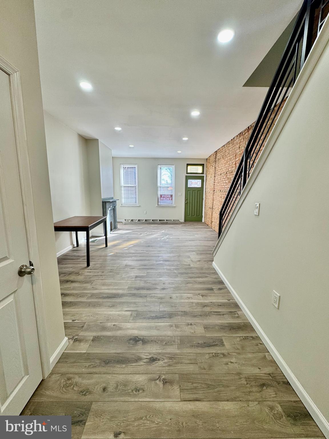 EAST KENSINGTON - Residential Lease