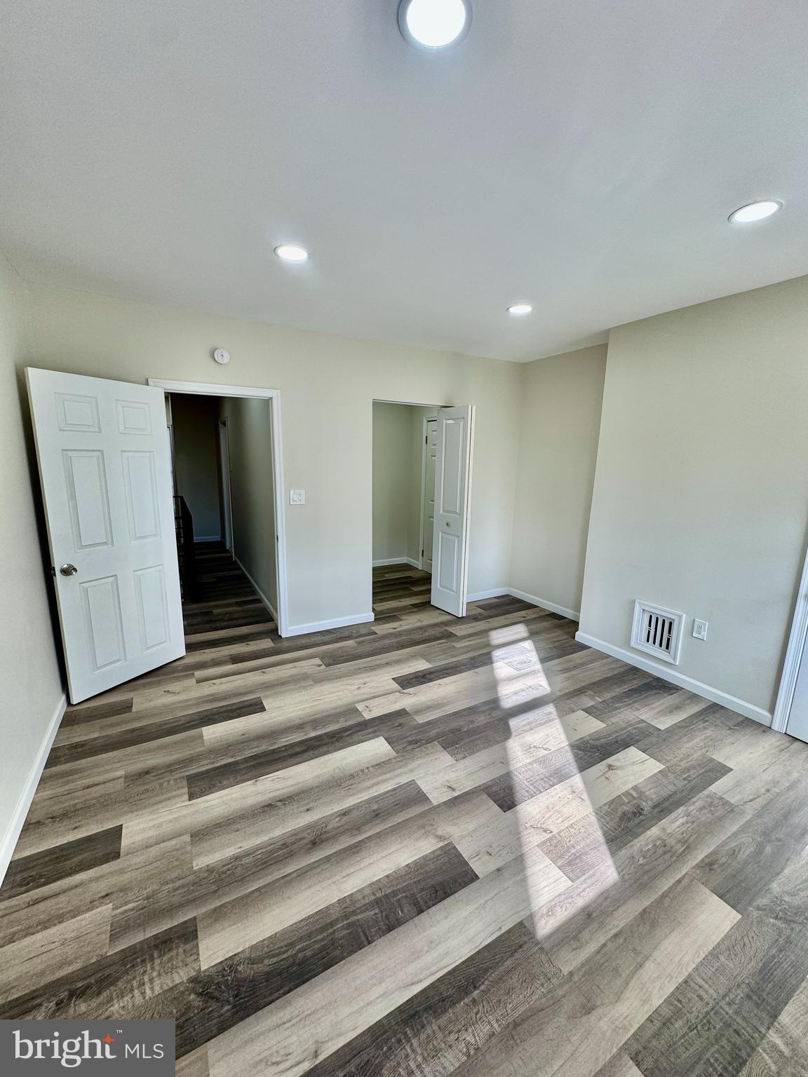 EAST KENSINGTON - Residential Lease