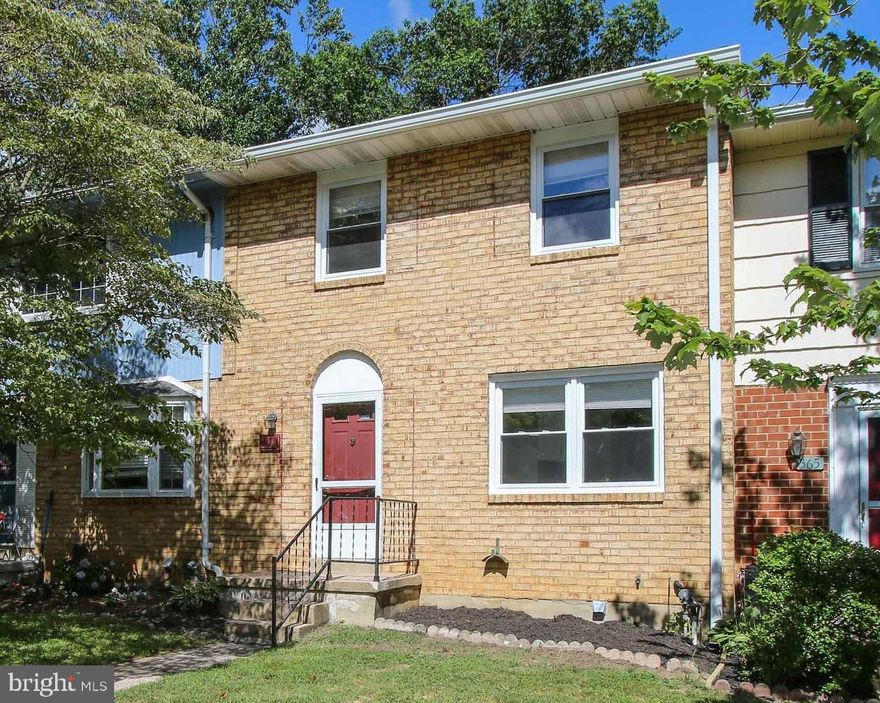 This well-maintained brick front townhome is move-in ready! Complete with recent upgrades--including a brand new (architectural) roof and recently replaced windows! This home has everything you are looking for--the entry features an extra-large closet and half bath.  You'll love the  eat-in gourmet kitchen, which features some new stainless steel appliances, white cabinets and beautiful granite countertops! This lovely home is freshly painted throughout! The open floor plan family room is great for entertaining, and features a wall of windows overlooking the fenced-in backyard. The upper level features an extra large Owner's Suite with a ceiling fan, an oversized closet, a vanity area and an attached bathroom. Plus two more large upper level bedrooms! In the spacious lower level, you will find a great space for recreation or TV watching, a convenient laundry area with washer and dryer and two large storage areas. Walk out from the basement to the patio and fenced-in yard. The backyard is a great space for playing sports, relaxing or entertaining family, and it backs to woods and total privacy! Don't miss your chance for this move-in ready home!