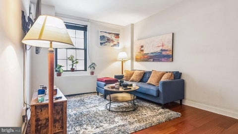 Condo For Sale - 219 S 18th Street #1004<br/> PHILADELPHIA, PA 19103