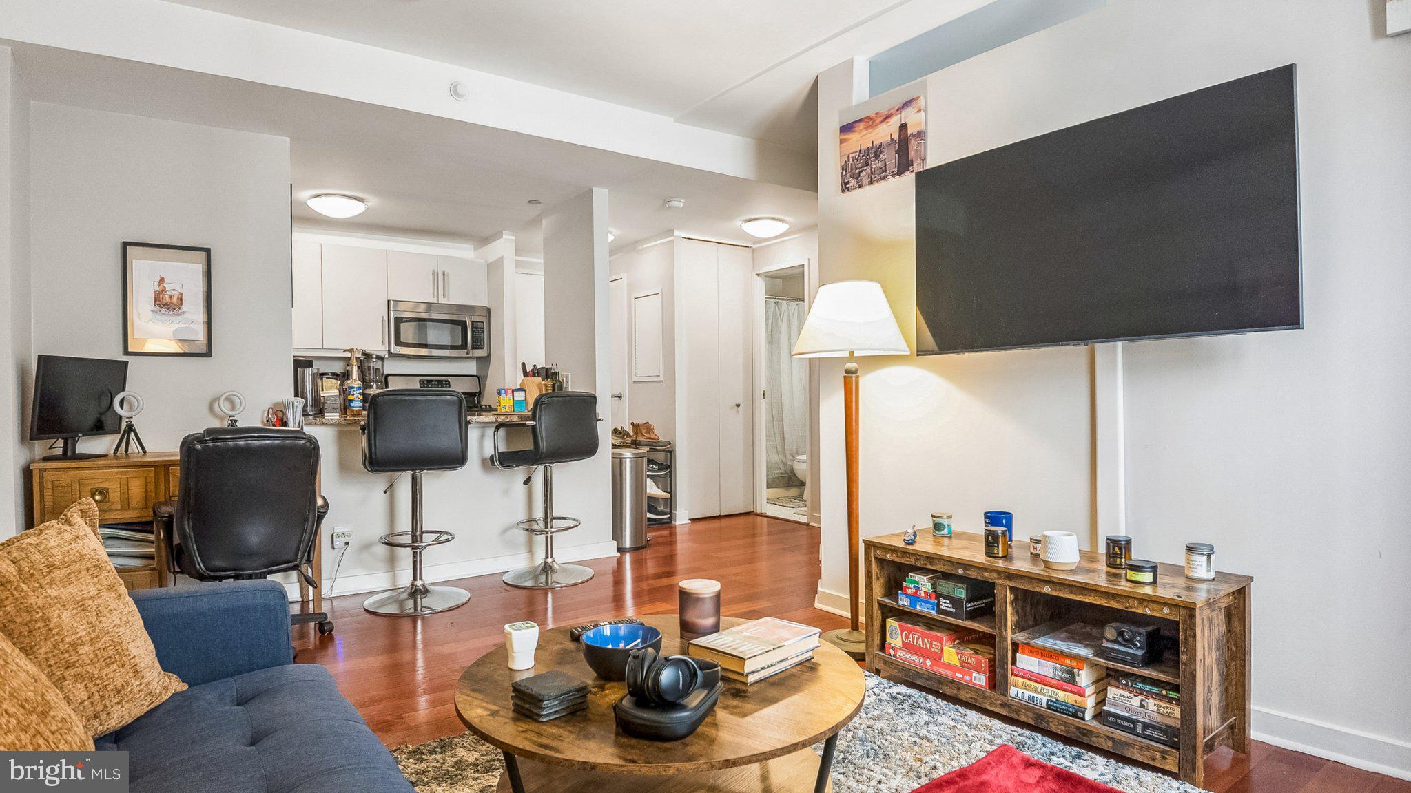 219 S 18TH STREET 29 1004