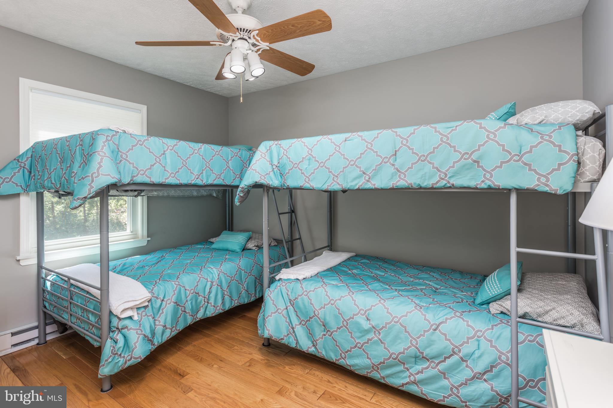 ASHTON WOODS - Residential