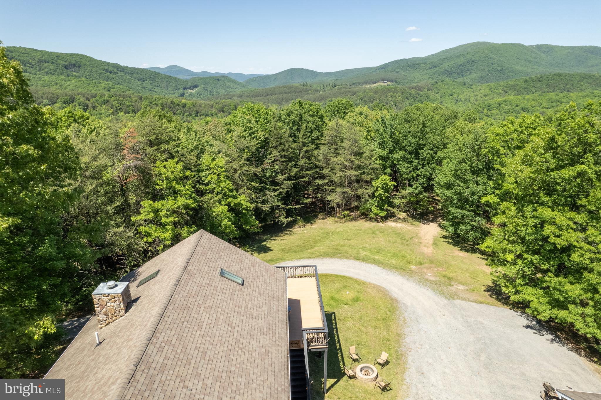 ASHTON WOODS - Residential