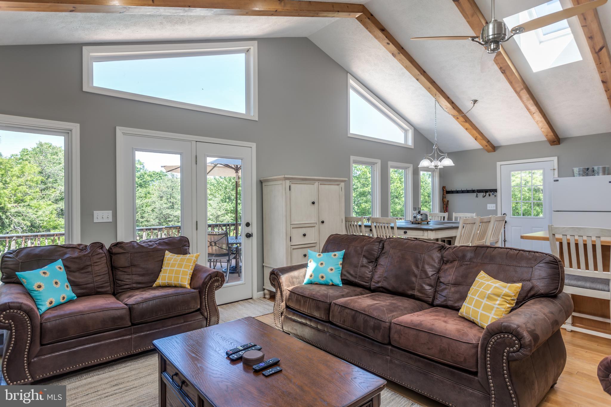 ASHTON WOODS - Residential