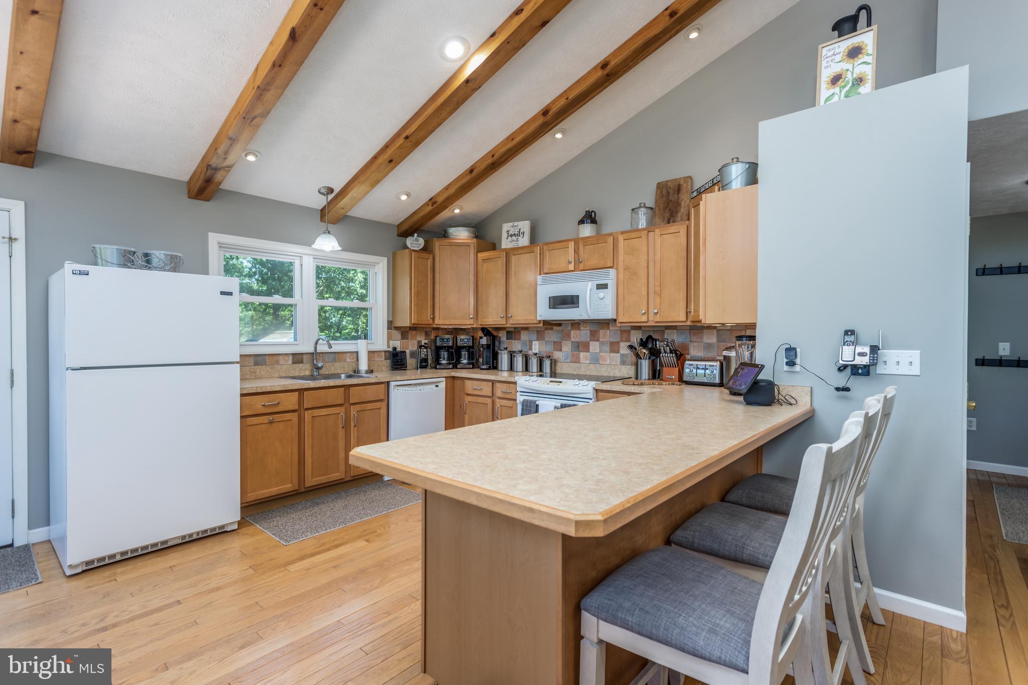 ASHTON WOODS - Residential