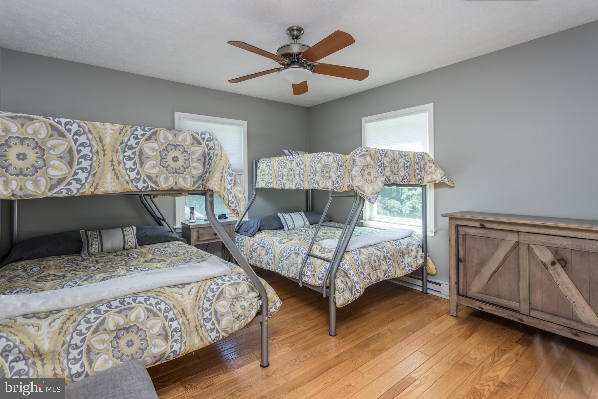 ASHTON WOODS - Residential