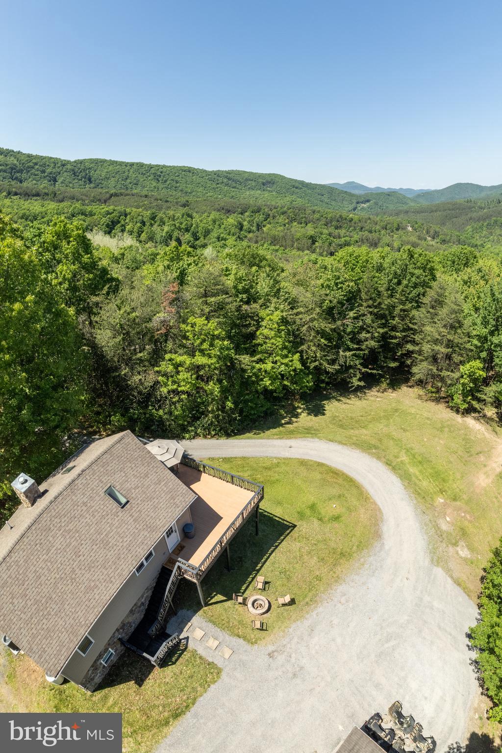 ASHTON WOODS - Residential