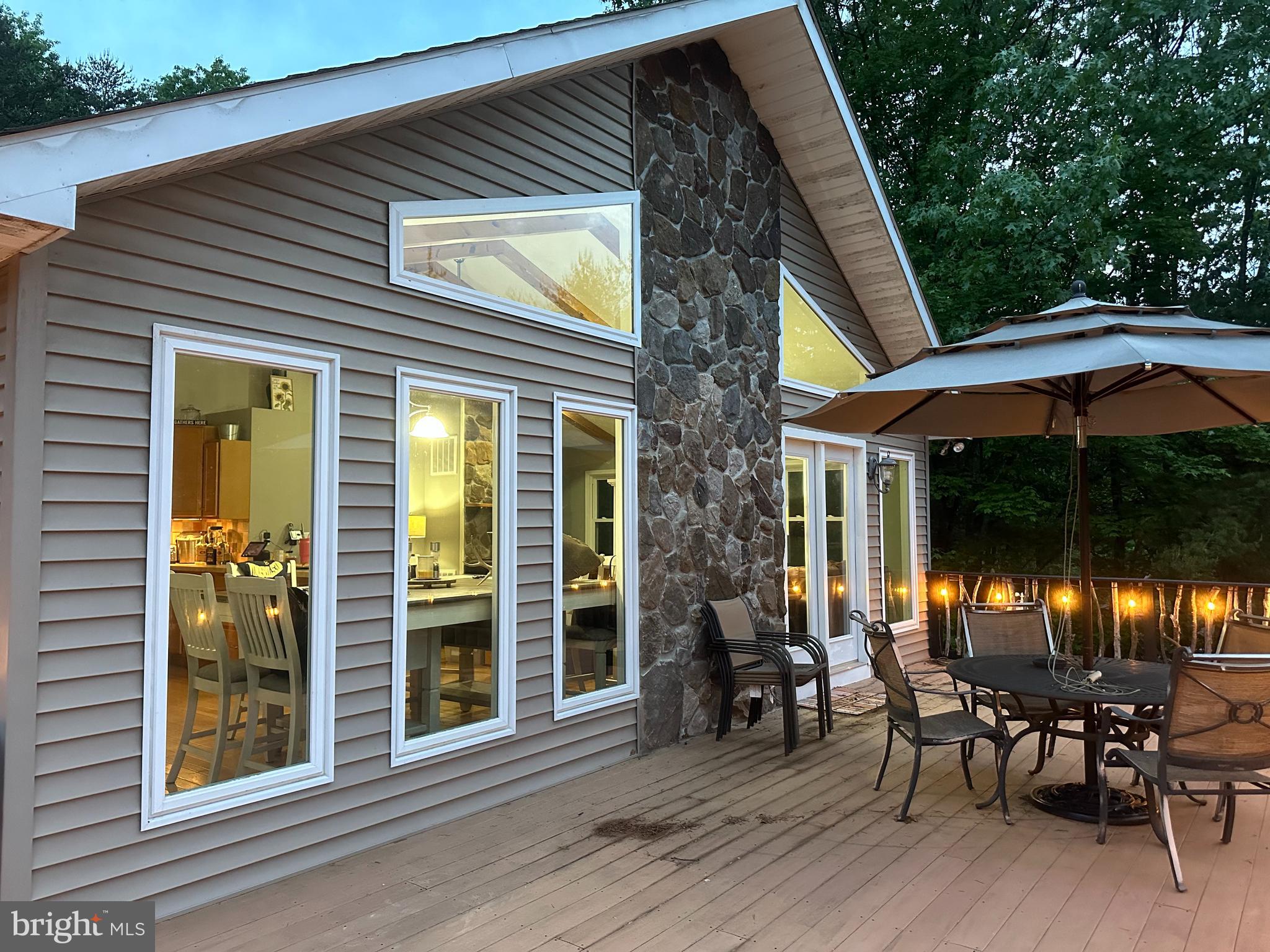 ASHTON WOODS - Residential