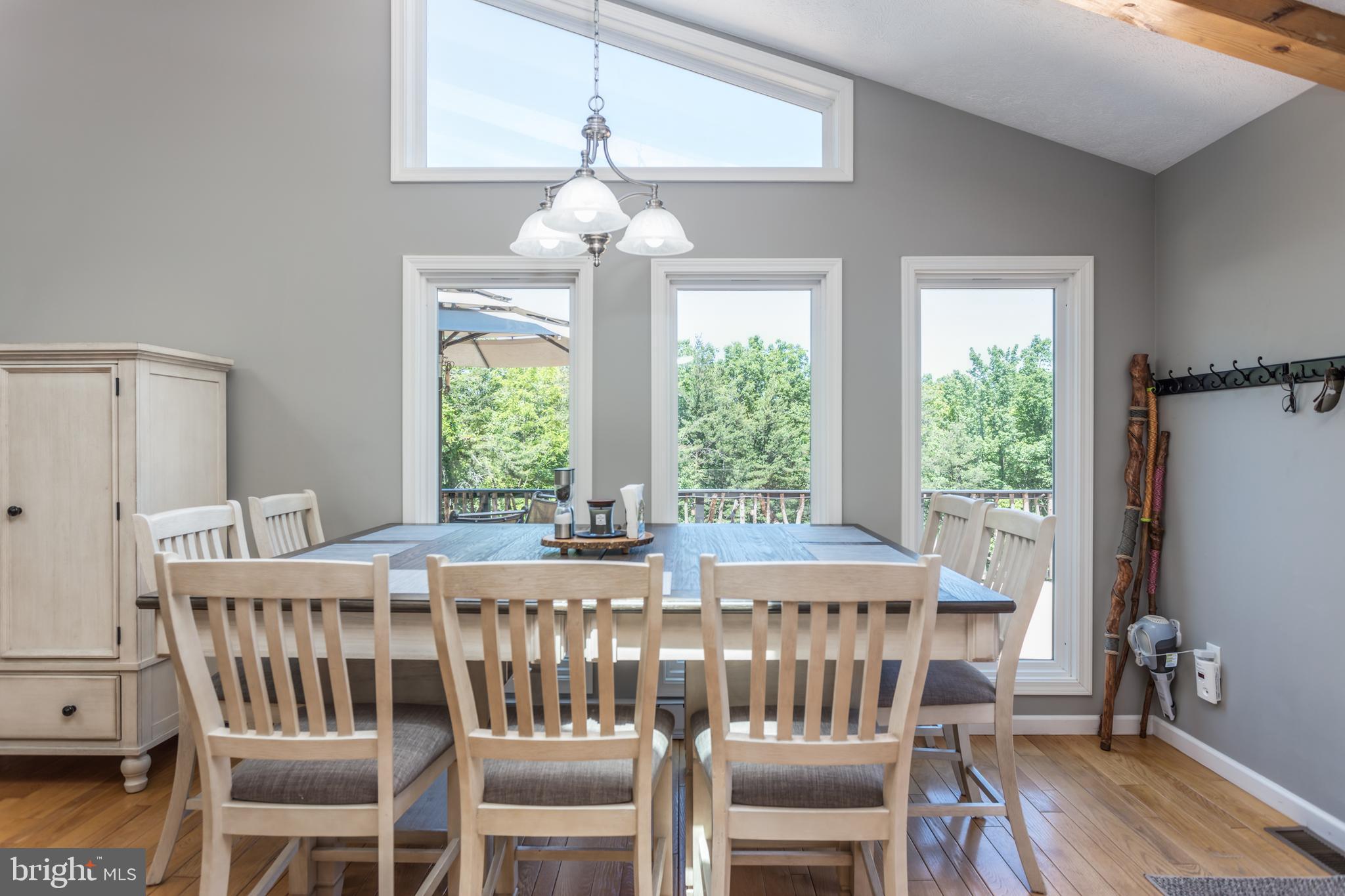 ASHTON WOODS - Residential