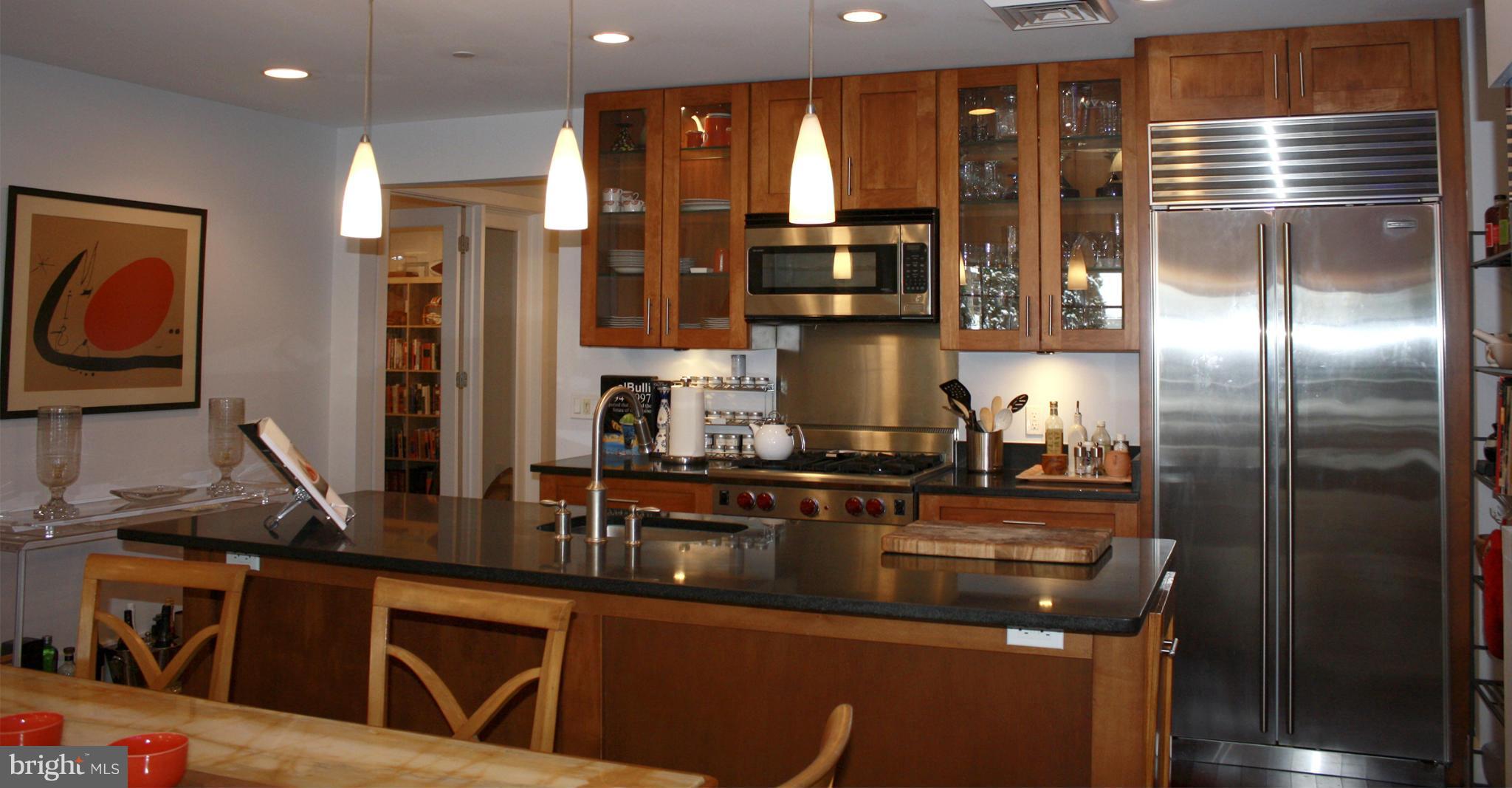 ROSSLYN - Residential Lease