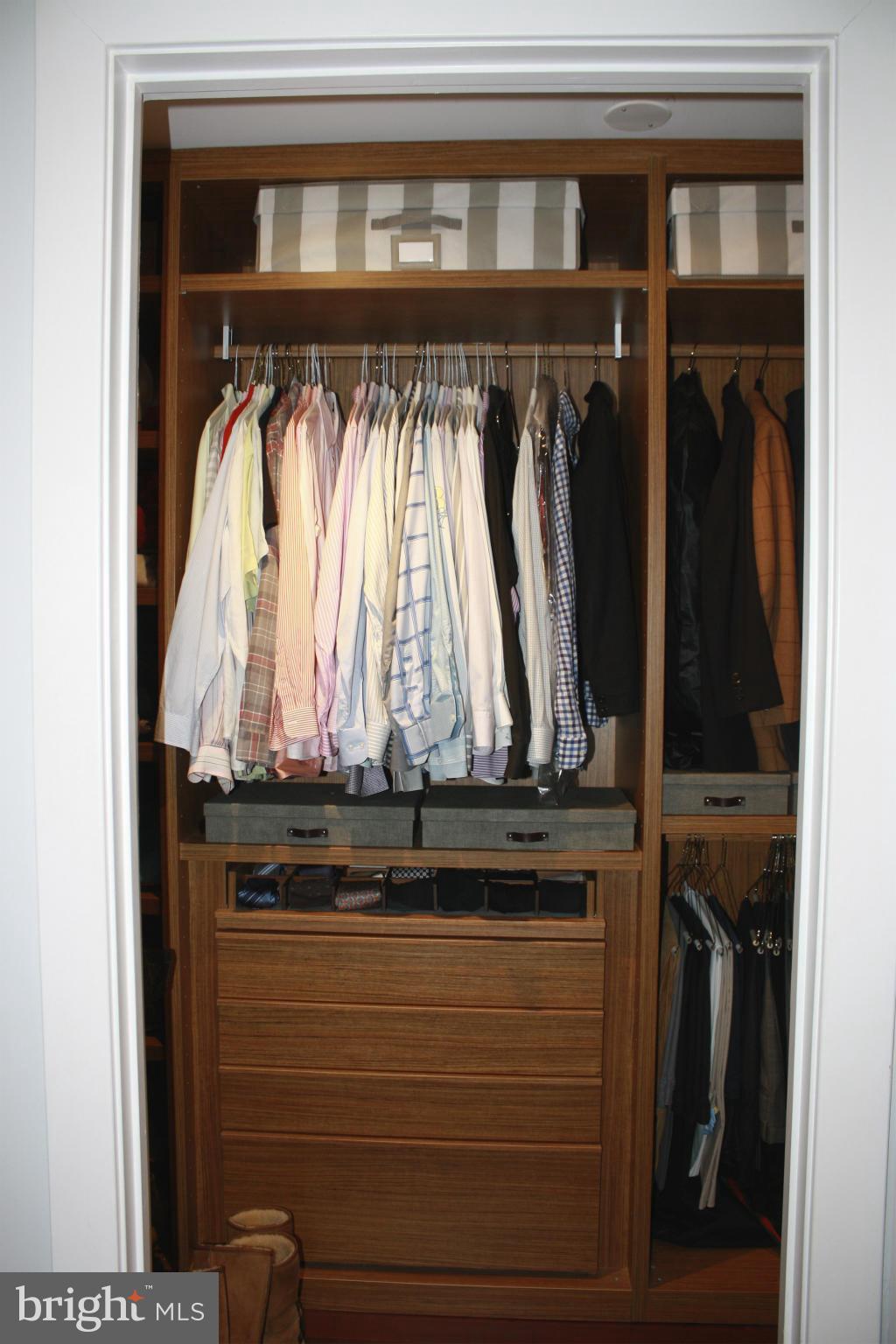 ROSSLYN - Residential Lease