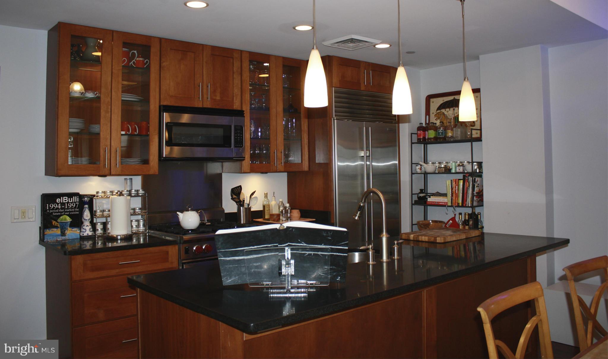 ROSSLYN - Residential Lease