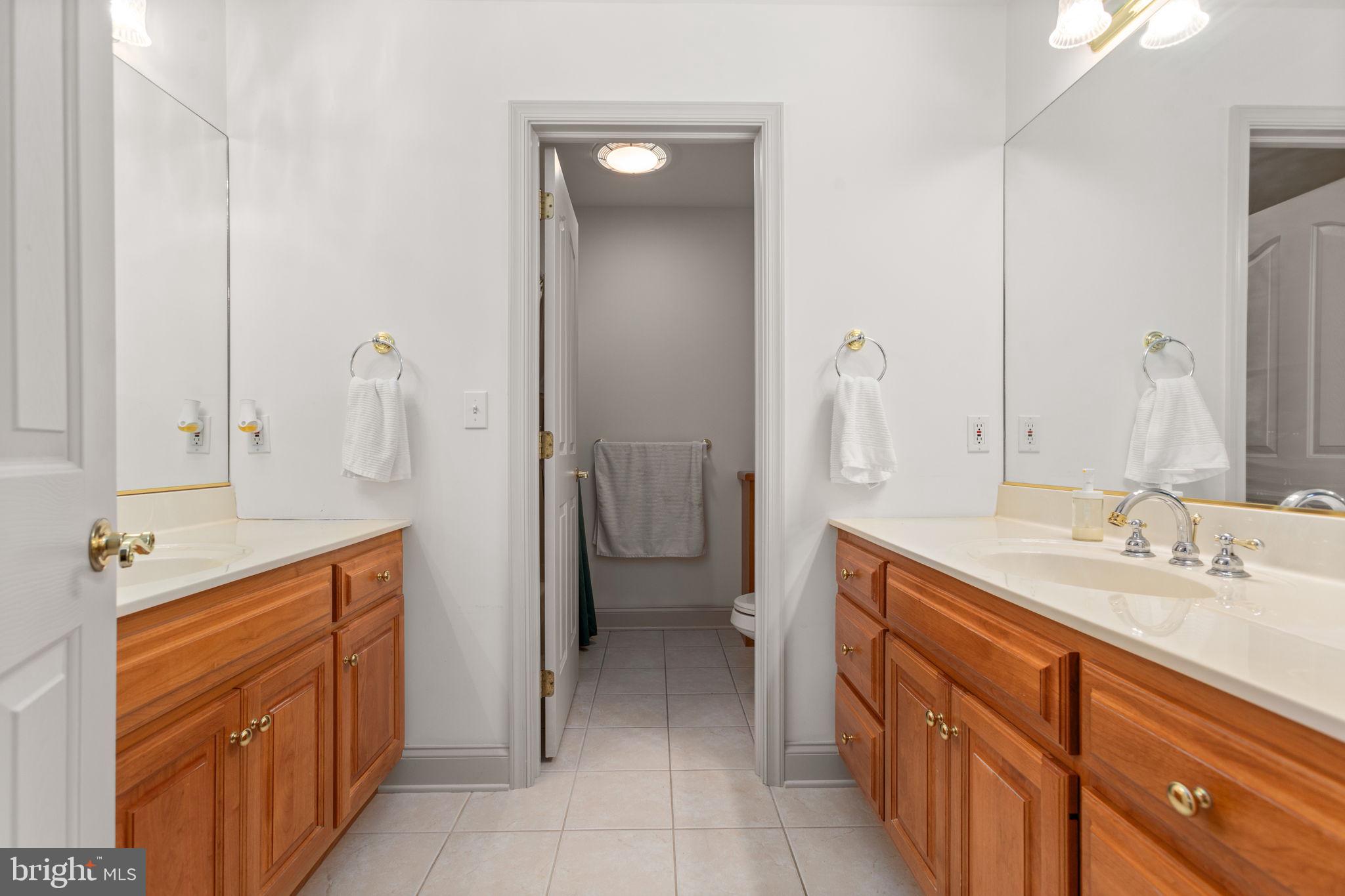 WINDSOR CROSSING - Residential