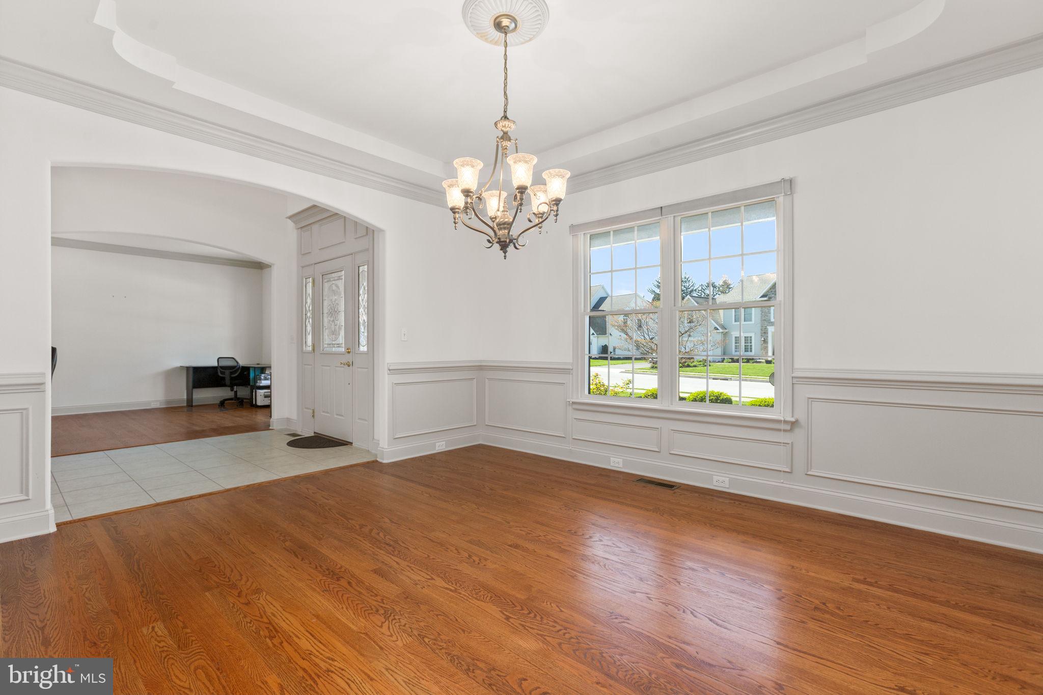 WINDSOR CROSSING - Residential