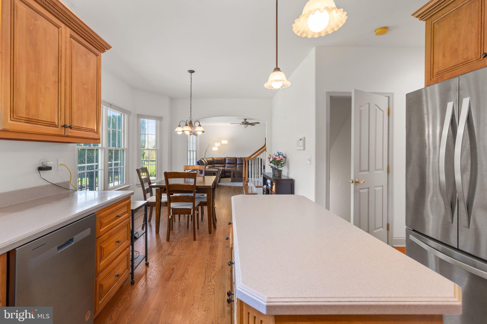 WINDSOR CROSSING - Residential