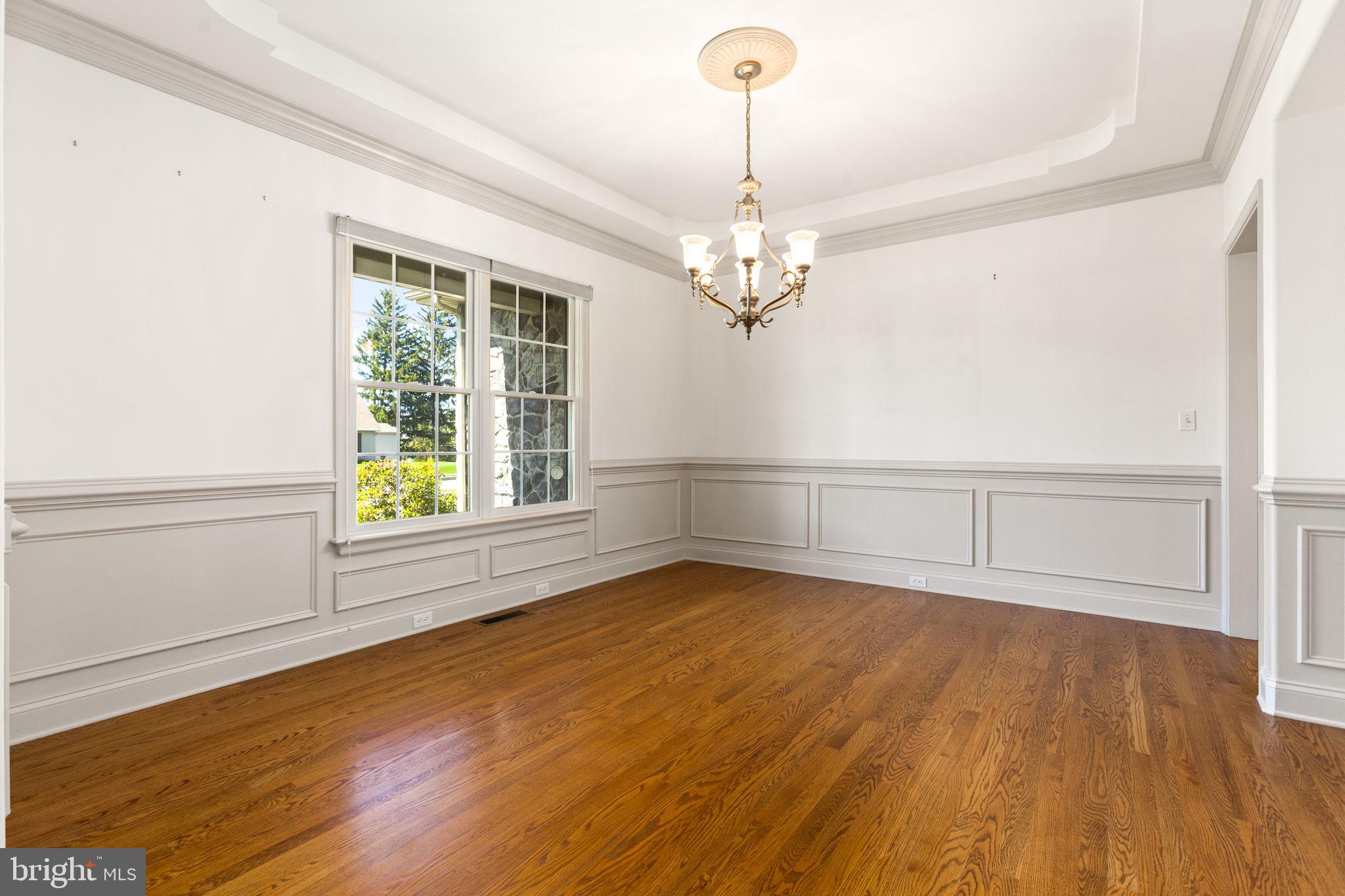 WINDSOR CROSSING - Residential