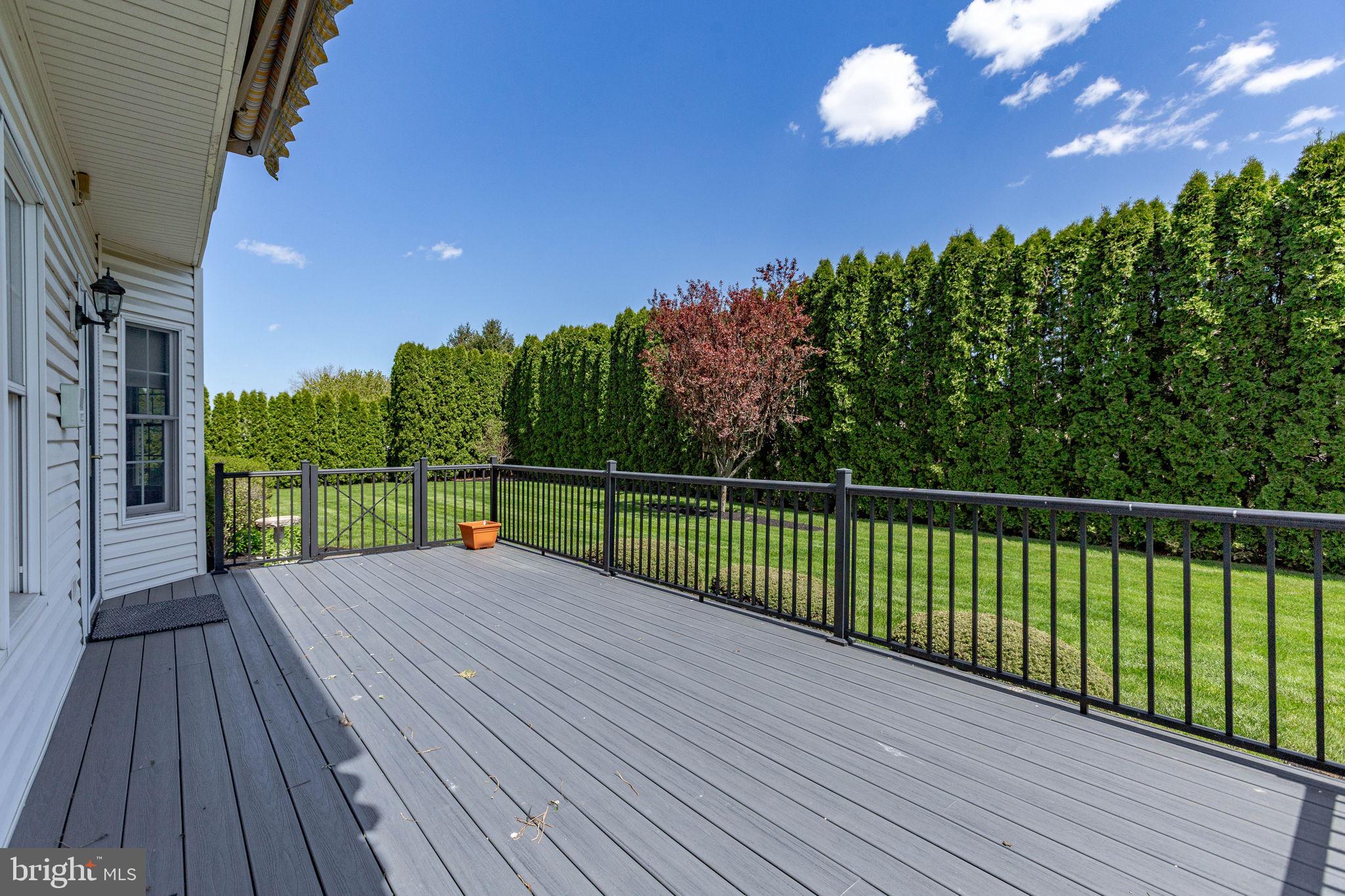 WINDSOR CROSSING - Residential