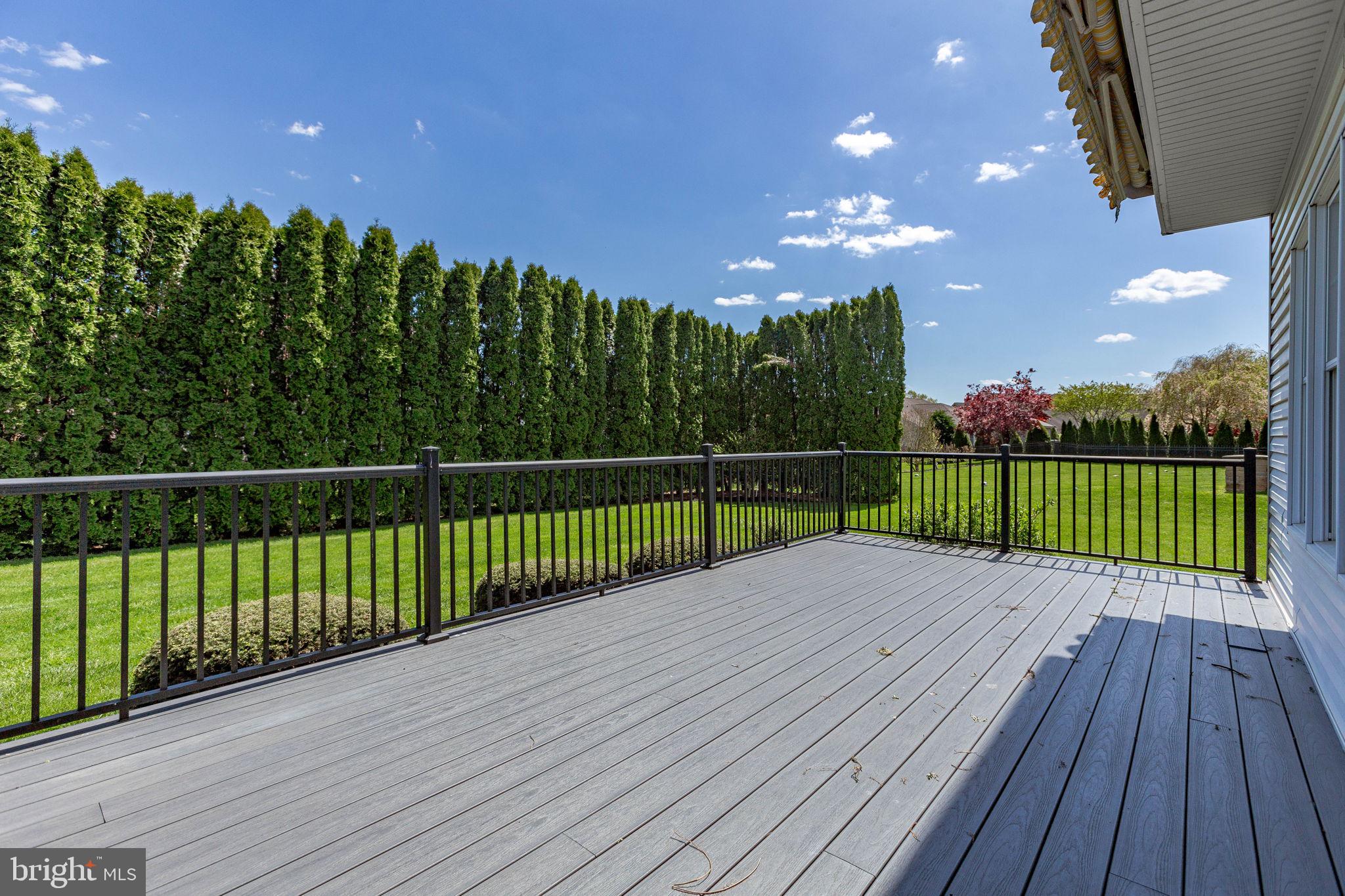 WINDSOR CROSSING - Residential