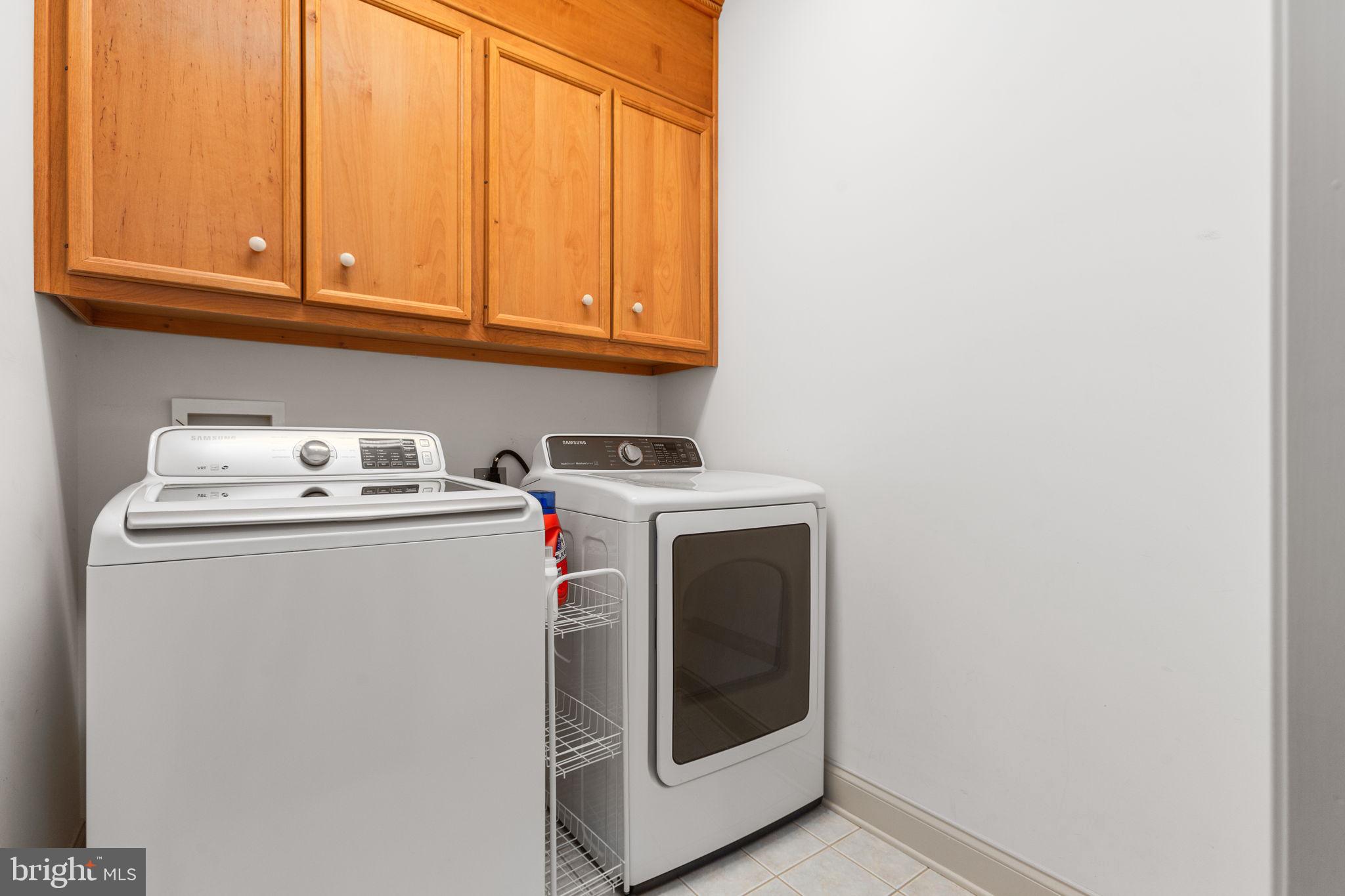 WINDSOR CROSSING - Residential