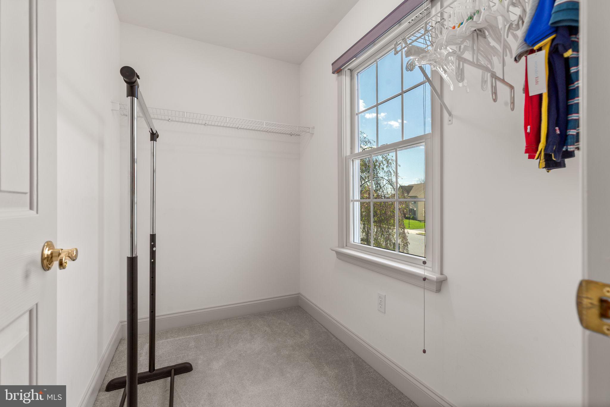 WINDSOR CROSSING - Residential