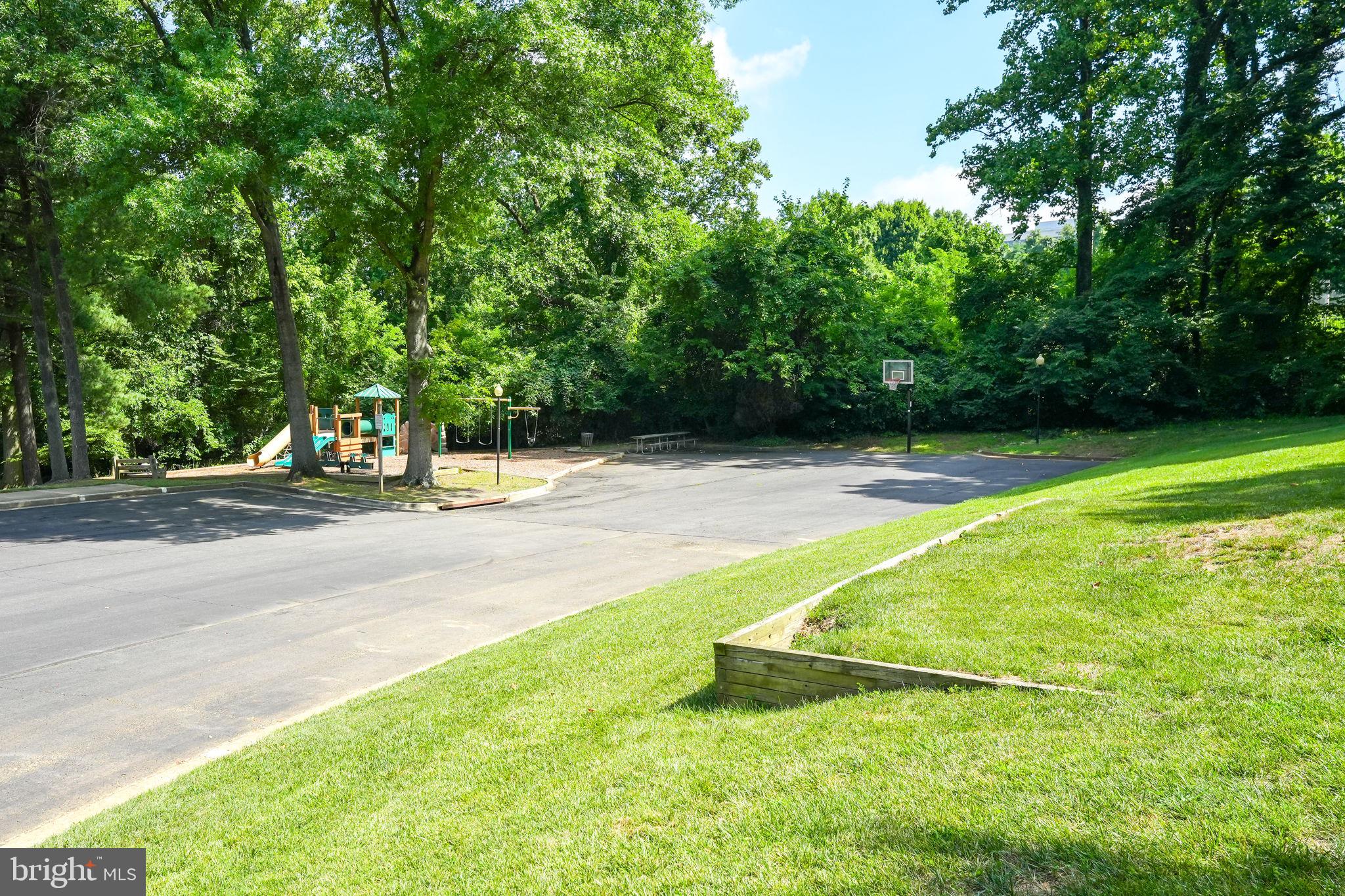 COLONIES AT MCLEAN - Residential