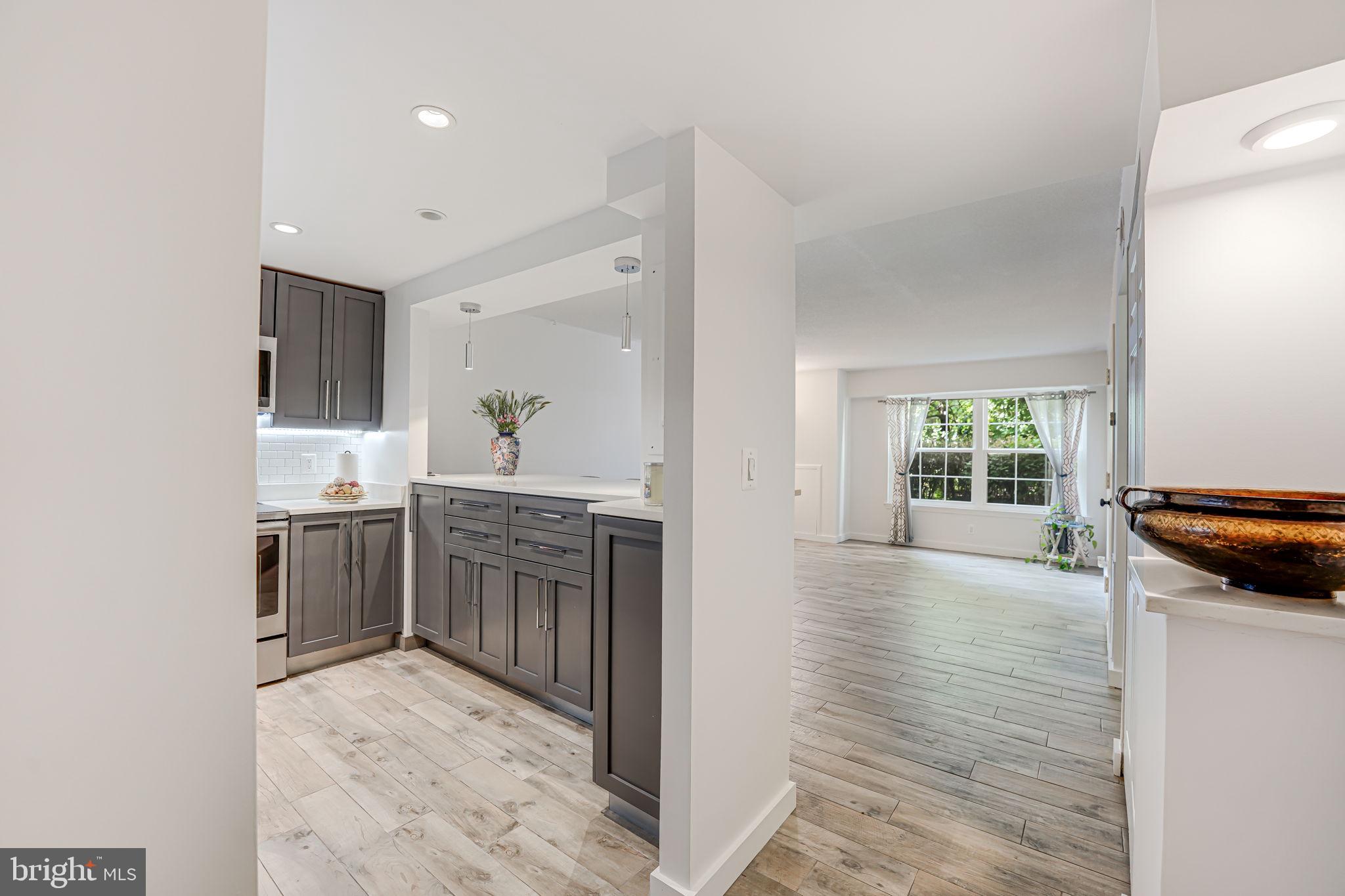 COLONIES AT MCLEAN - Residential