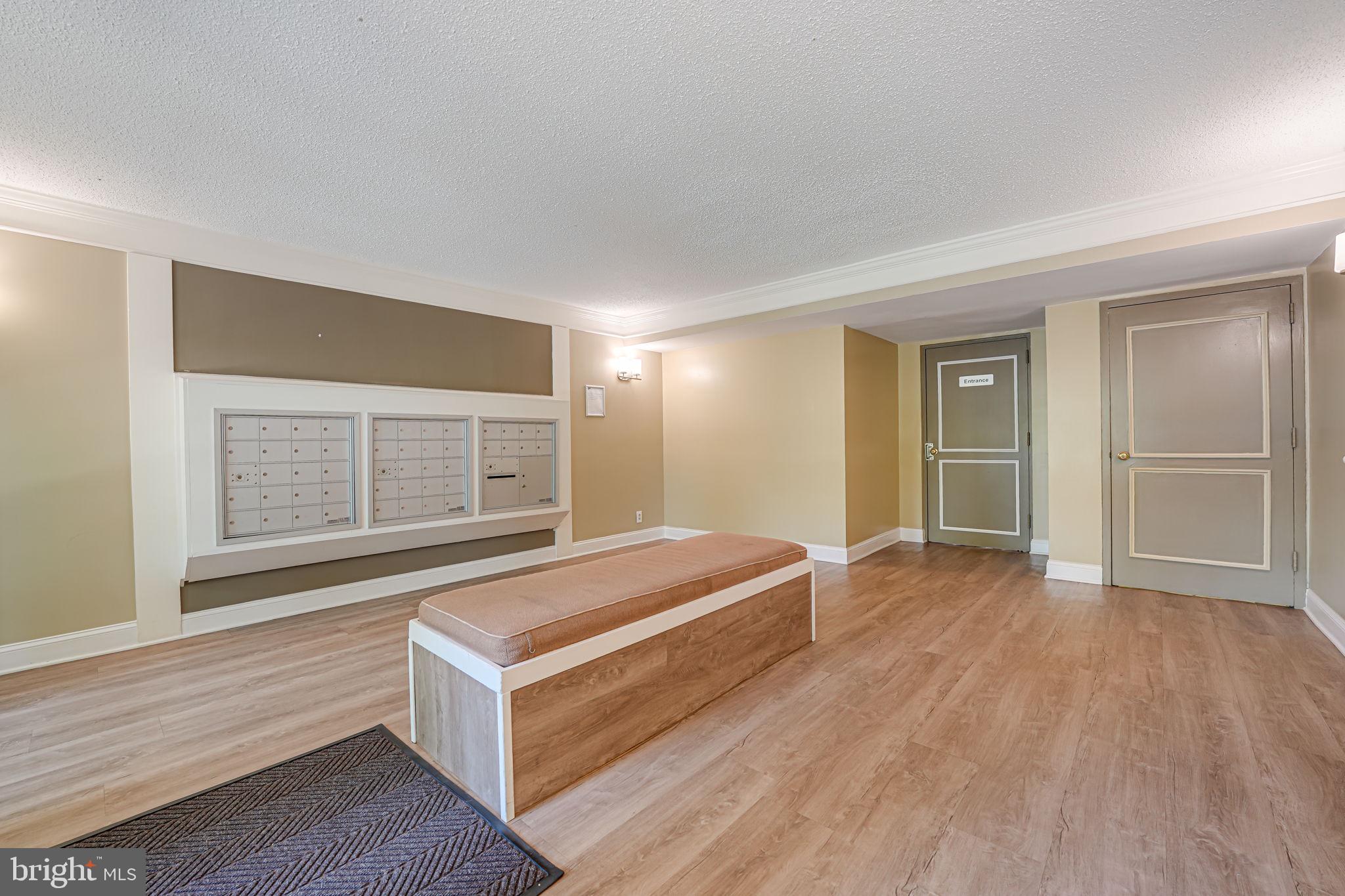 COLONIES AT MCLEAN - Residential