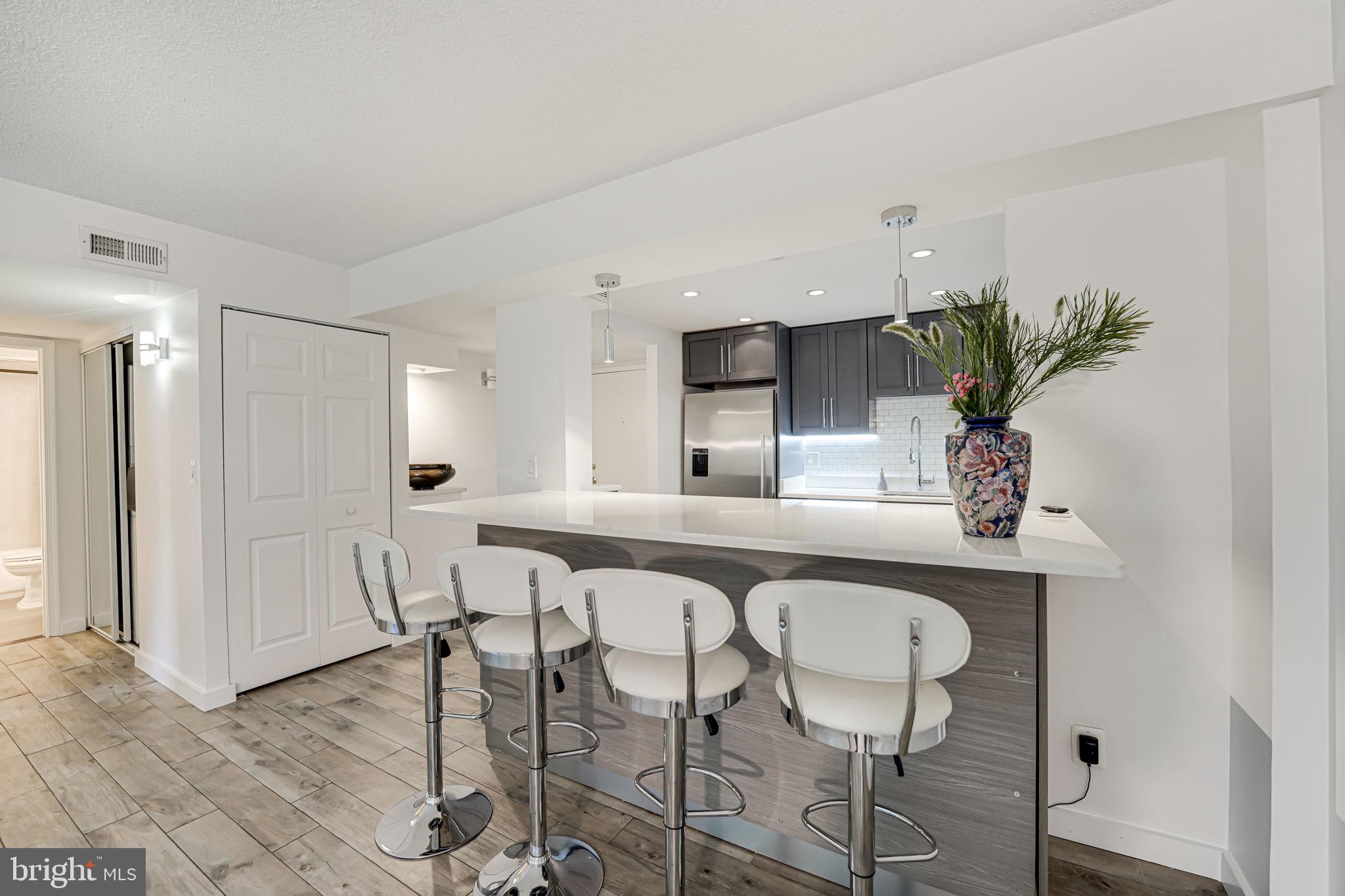 COLONIES AT MCLEAN - Residential