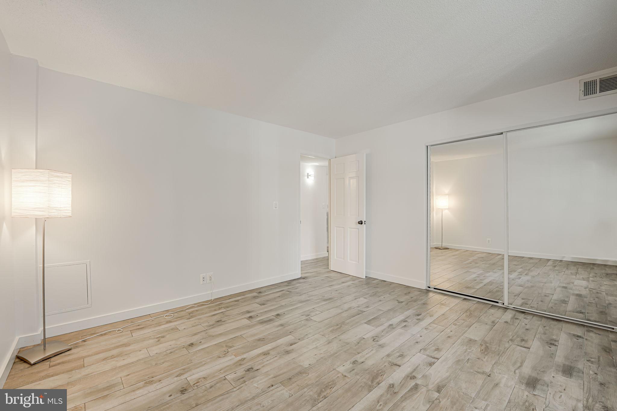 COLONIES AT MCLEAN - Residential